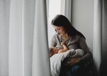 ASI Eksklusif 6 Bulan: Kunci Tumbuh Kembang Optimal Si Kecil