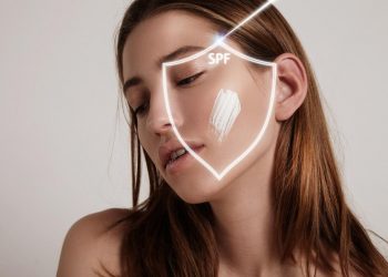 Gak Mau Kulit Kusam? Saatnya Pilih Sunscreen dengan Cara Cerdas