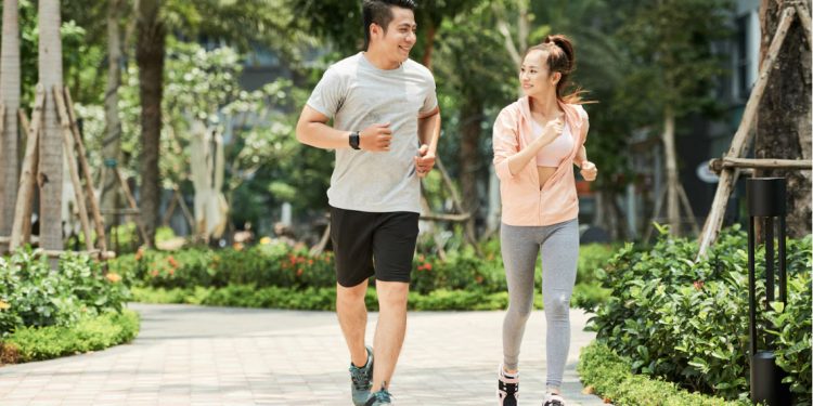 Japanese Walking vs Jogging: Mana yang Lebih Sehat?