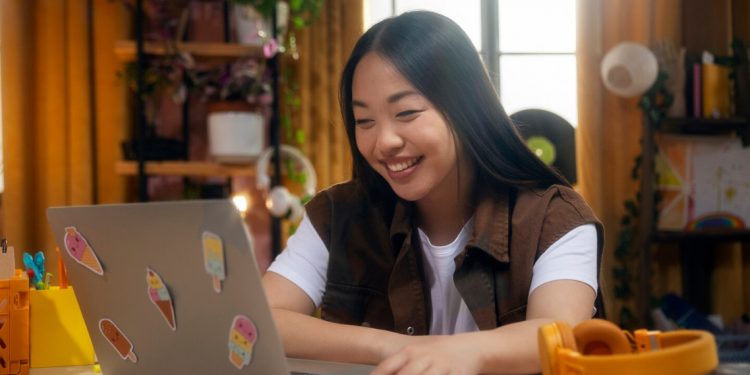 Kenapa Gen Z Lebih Suka Kerja Remote daripada Kantor?