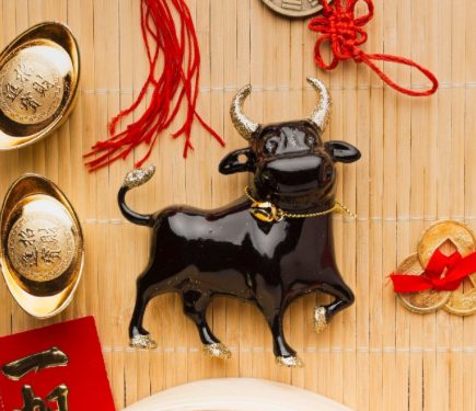 Keuangan Lancar, Shio Kerbau Panen Cuan Minggu Ini