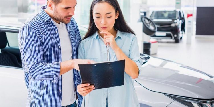 Pilihan Favorit: Ketahui Kelebihan dan Kekurangan Mobil Hatchback Sebelum Membeli