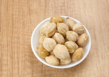 Cara Membuat Minyak Kemiri di Rumah dengan Mudah dan Praktis