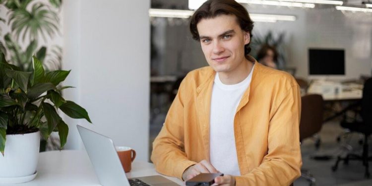 Mendukung Perkuliahan: Cara Memilih Laptop yang Cocok untuk Mahasiswa Baru