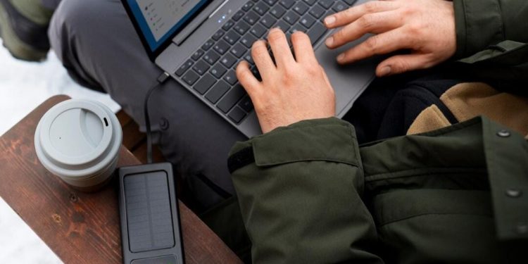 Cara Mengatasi Laptop Cepat Panas Saat Digunakan Berjam-jam