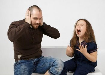 4 Kesalahan Umum Orang Tua Saat Menghadapi Tantrum Anak