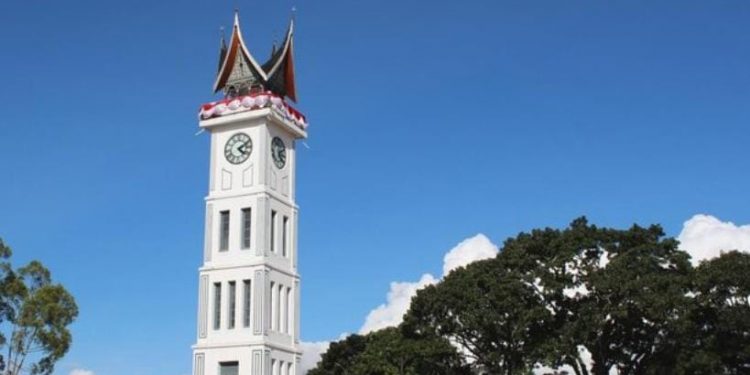 Bukan Sekedar Penunjuk Waktu! Ini Sejarah dan Fakta Unik Jam Gadang Bukittinggi