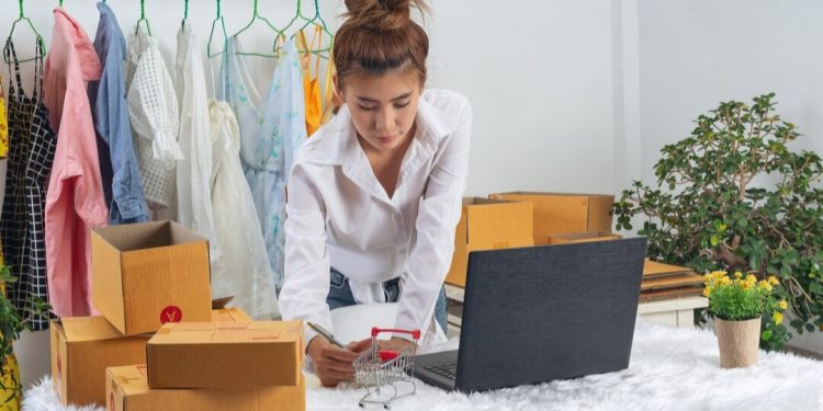 6 Peluang Usaha Digital Terbaru 2025: Cara Cerdas Memanfaatkan Teknologi untuk Penghasilan