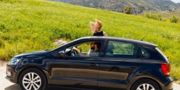 Unggul! 7 Rekomendasi Mobil Hatchback Paling Irit BBM untuk Pemakaian Harian