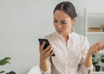 Selalu Responsif: Trik Mengatasi HP Lemot Agar Kembali Lancar