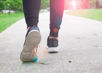 Sehat Tubuh dan Pikiran: 7 Perubahan Positif Dari Jalan Kaki Setiap Hari