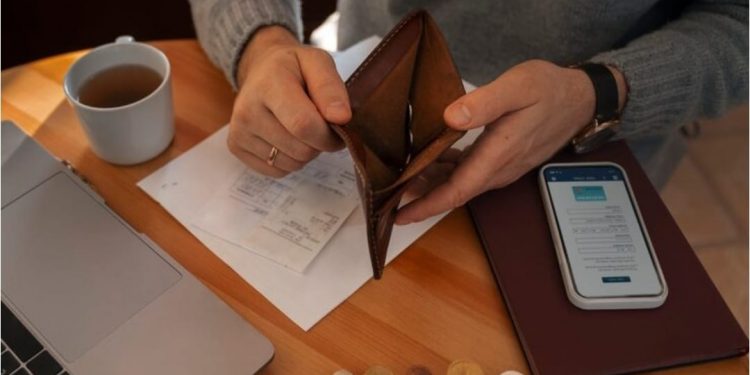 Kenapa Gaji Cepat Habis Diawal Bulan? Ini 7 Kesalahan Umum yang Sering Dilakukan