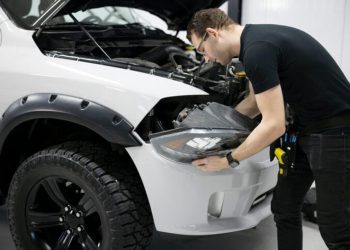 Tips Merawat Mobil Hatchback Agar Tetap Awet dan Hemat Biaya Perawatan