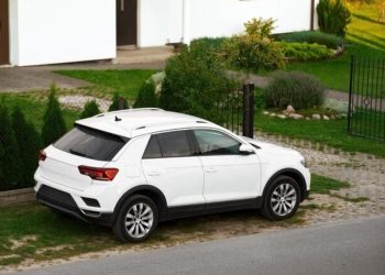 10 Mobil Hatchback Terbaik untuk Keluarga Muda: Nyaman, Irit, dan Stylish