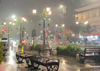 Hujan Lebat hingga Gelombang 4 Meter, Bengkulu Masuk Daftar Siaga BMKG