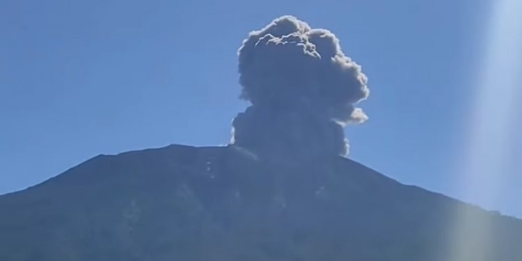 Gunung Marapi Erupsi, PVMBG Ingatkan Ancaman Lahar Dingin