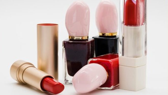 Promo 9.9 Super Sale Tawarkan Potongan Hingga 70 Persen