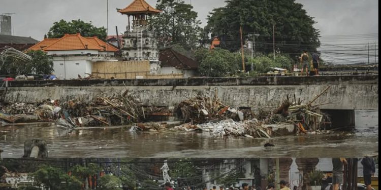 Banjir dan Longsor Terjang Bali: 14 Warga Meninggal, Ratusan Mengungsi