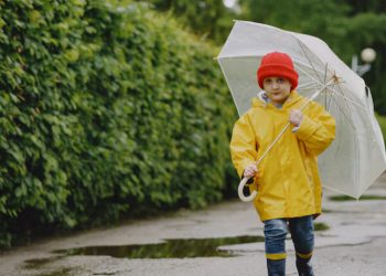 Musim Hujan, Imunitas Anak Rentan Turun: Begini Cara Mencegahnya