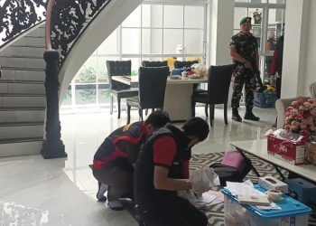 Penggeledahan Rumah Mewah Kadinkes Bengkulu, Kasus Labkesda Rp 2,7 Miliar Disorot