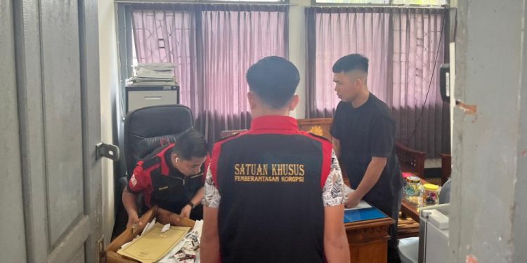 Dana Hibah Pilkada Bermasalah, Kejari Geledah Kantor KPU Bengkulu Selatan