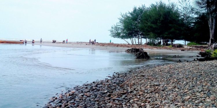 Pantai Batu Kumbang Wakili Mukomuko di Wonderful Indonesia Awards 2025