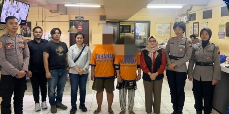 Terungkap! Pasangan Sejenis Ayah Juna dan Ibu Kandung Jadi Tersangka Penyiksaan Anak