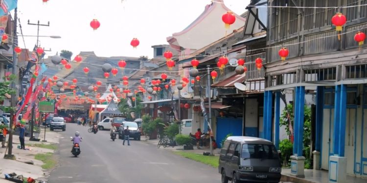 Geger di Curup Timur, Mobil Ayah Diamuk Massa Usai Diteriaki Anak karena WIL