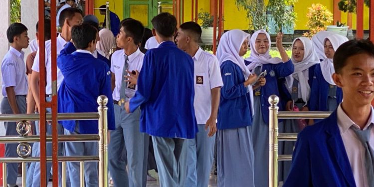 Upacara Bendera Berubah Panik, 30 Pelajar SMAN 4 Rejang Lebong Alami Kesurupan Massal