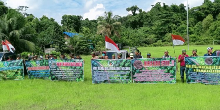 Kelapa Sawit Jadi Polemik, Warga Enggano Gelar Aksi Demo