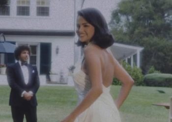 Resmi! Selena Gomez dan Benny Blanco Melangkah ke Pelaminan di California