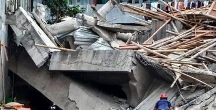 Detik-Detik Mushalla Pesantren Al-Khoziny Sidoarjo Runtuh Saat Ratusan Santri Beribadah