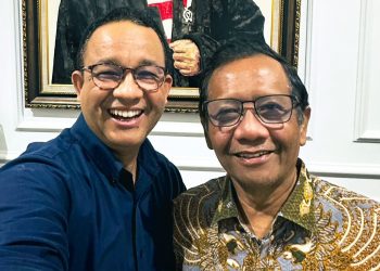 Anies Baswedan dan Mahfud MD