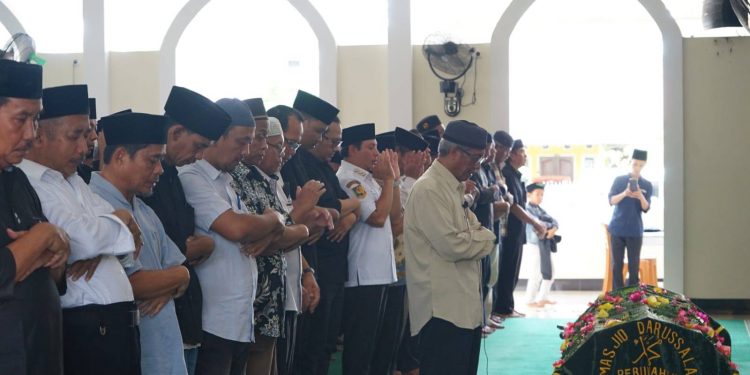 Walikota Bengkulu Dedy Melayat dan Hibur Keluarga Almarhum