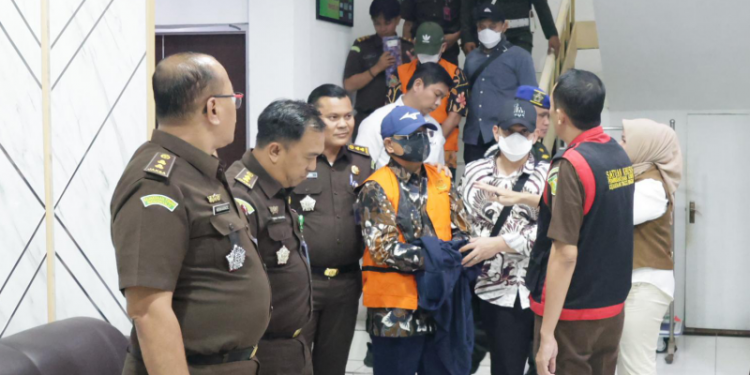 Dua Pucuk Pimpinan Bank Dijebloskan ke Penjara dalam Kasus Dugaan Korupsi Fasilitas Kredit Perbankan