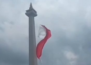 Jelang HUT TNI ke-80 Diwarnai Insiden Bendera Raksasa di Monas Sempat Robek, Ini Penjelasannya
