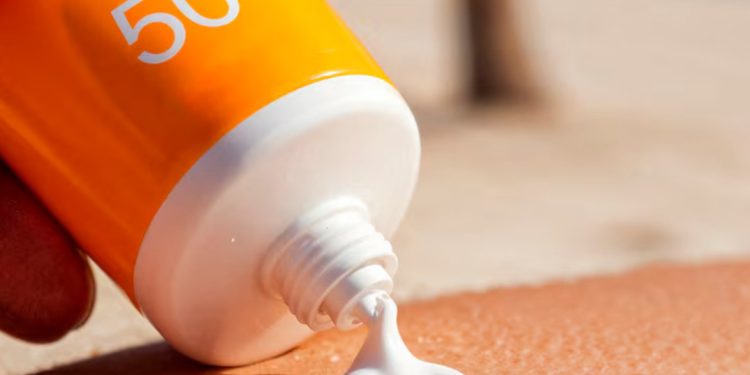 Fakta dan Mitos Seputar Sunscreen: Kapan Harus Dipakai?