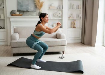 Cuma 10 Menit! Rahasia Olahraga di Rumah yang Efektif Bakar Lemak