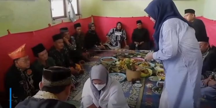 Selingkuh di Rejang Lebong Berujung Hukum Adat: Dicambuk 100 Kali dan Didenda Puluhan Juta