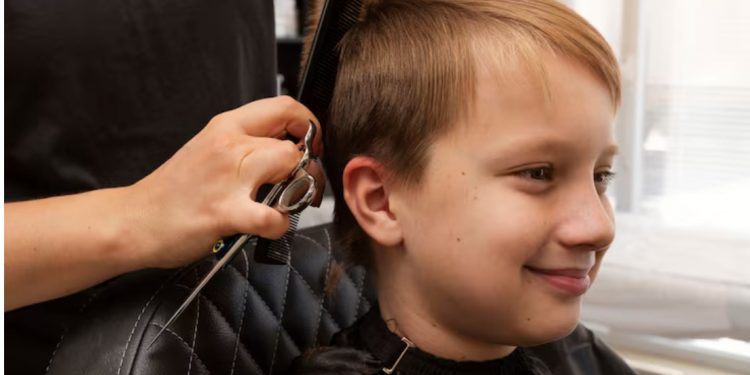 Biar Makin Ganteng! Ini 8 Inspirasi Gaya Rambut Anak Laki-Laki Terbaru 2025