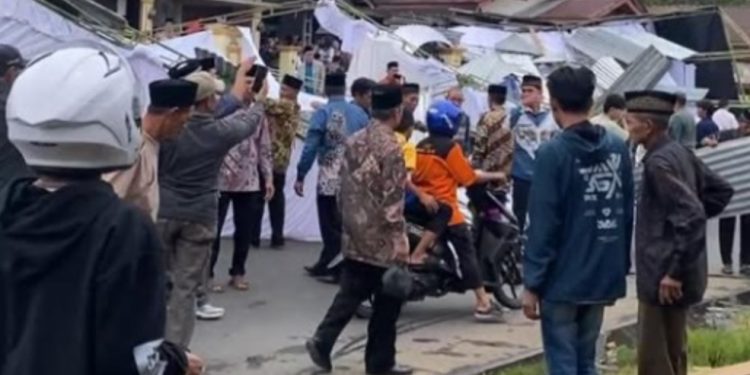 Tenda Pelaminan Ambruk, Pesta Pernikahan di Kepahiang Bubar Mendadak