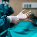 Mandi Terlalu Sering Bisa Rusak Kulit? Ini Penjelasan Dokter
