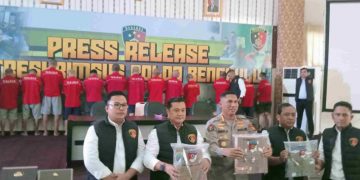 Polda Bengkulu Bongkar Dua Kasus Korupsi, 15 Tersangka Ditahan: Kerugian Negara Capai Rp18,5 Miliar