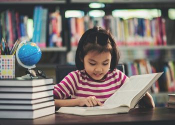 Era Digital Bukan Halangan! Begini Cara Menumbuhkan Minat Baca Anak