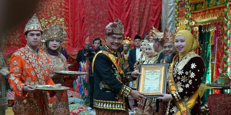 Mengapa Khairunnisa Helmi Hasan Dipilih Jadi Putri Melaya Deni?