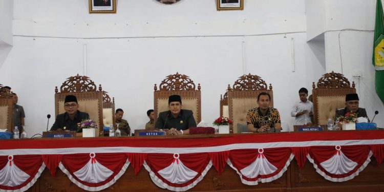 Bupati Seluma Jawab Pandangan Fraksi soal RAPBD