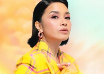 Empat Dekade Berkarya, Ruth Sahanaya Hadirkan Kejutan Baru Lewat “Sebaris Lirik Cinta”