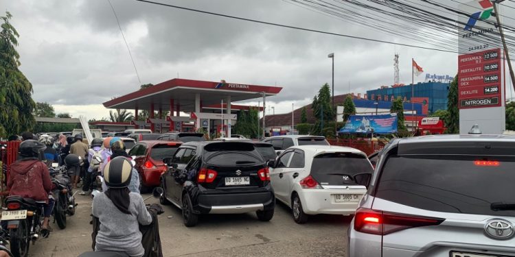 Krisis BBM Bengkulu Belum Tuntas, Harga Sembako Naik dan Pertamina Kena Semprot Gubernur