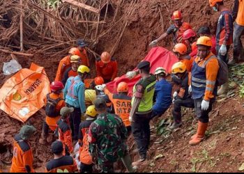 Hari Keempat Operasi Longsor Cilacap: Tim SAR Persempit Pencarian, 12 Korban Masih Dicari
