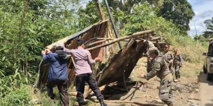 Polres Rejang Lebong Bongkar Pos Pungli di Jalur Curup–Lubuk Linggau, Warga Diminta Stop Kutip Uang Jalan